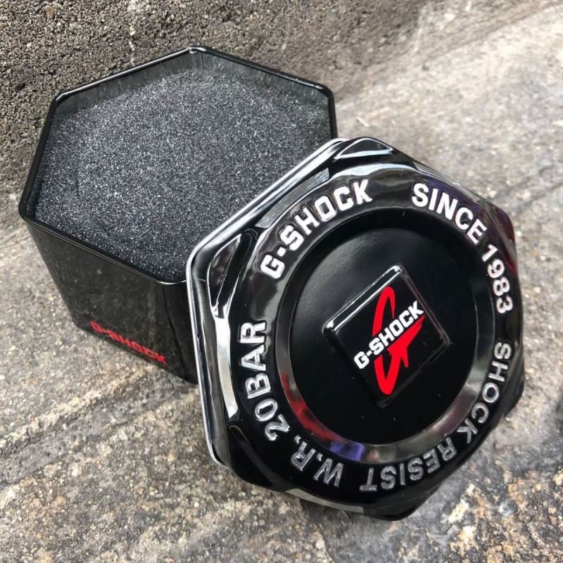 กล่องเหล็ก Gshock กล่องเหล็กขายยกโหล 12 อัน 690 บาทใส่นาฬิกา พร้อมหมอนฟองน้ำด้านใน