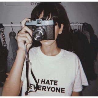 พร้อมส่ง 📸 เสื้อยืดลาย i hate everyone