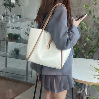 [ลดเพิ่มอีก20% ใส่โค้ด 88MCHBA เฉพาะ6-9ส.ค.65เท่านั้น]  พร้อมส่ง Alpha bag น่ารัก