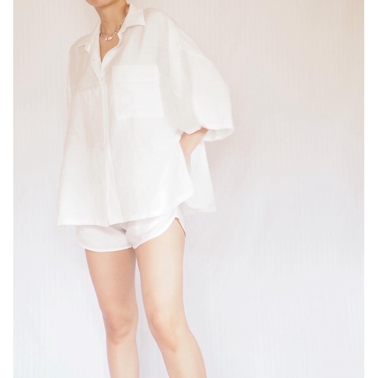 AB01 เซทเสื้อเชิ้ตแขนสั้น Oversize กับกางเกงขาสั้น ผ้า คอตตอลมาซ่า
