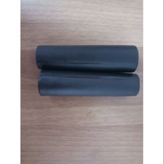 ปลอกมือ PVC ลายหนัง สีดำ