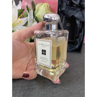 Jomalone lime basil  ▪️70ml  มี(2) ขวด  ▪️inbox ถุง โบว์ ▪️ราคาพิเศษสิ้นเดือน1050฿ ▪️ส่งฟรีJomalone lime basil  ▪️70ml