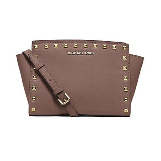 Michael Kors Selma Medium Studded Saffiano Leather Messenger Bag สี Dusty Rose