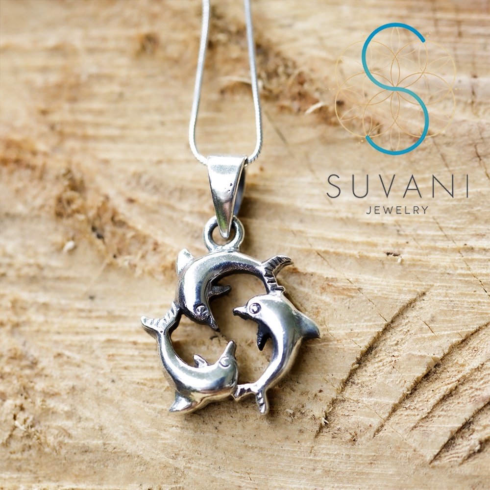 Suvani Jewelry - เงินแท้ 92.5% จี้ปลาโลมา 3 ตัว จี้พร้อมสร้อยคอ เครื่องประดับเงินแท้