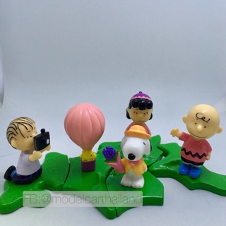 Model Snoopy ครบ set