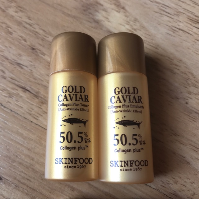 Skinfood ♥ Gold Caviar Collagen Plus เซ็ทคู่ Toner+Emulsion