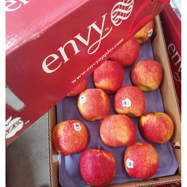Apple​ Envy​ 1​ ลัง​ 30ลูก​