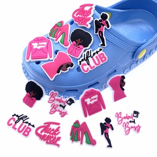 การ์ตูน Pink Club Series jibitz queen น่ารัก jibitz crocks Pins รองเท้า Charms สําหรับตกแต่งรูรองเท้าอุปกรณ์เสริมผู้หญิง