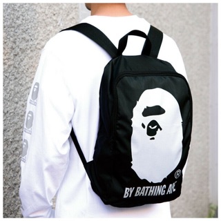 (แท้100%/พร้อมส่ง) Bape logo backpack กระเป๋าเป้