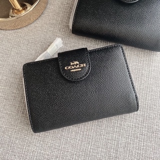 👑ผ่อน0%~แท้100%👑 Coach 6390 กระเป๋าสตางค์สีดำ ใบสั้นแบบกระดุม Medium Corner Zip Wallet Coach C6390