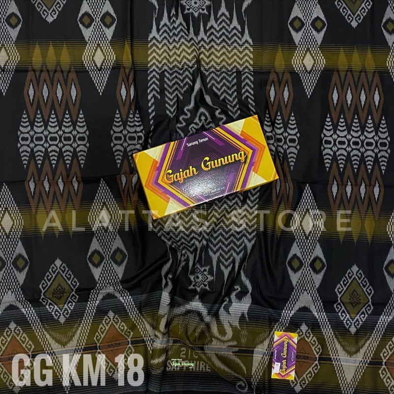 Mountain FLOWER ELEPHANT SARONG โดย SAPHIRE /TARBUSH / UKHUWAH / BHS MOTIF