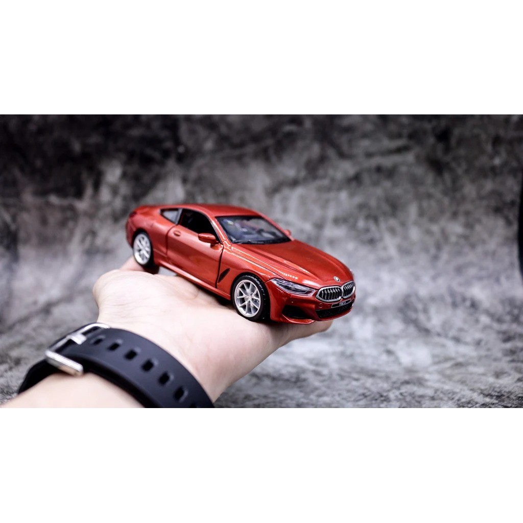 BMW M850i COUPLE ORANGE 1:35 DIECAST METAL 7462