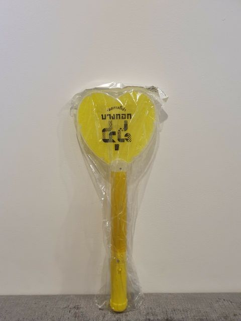 BNK48 แท่งไฟ ผ้าขนหนู งานกีฬาสี