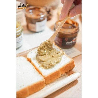 Wealthy เนยถั่วรสชาเขียว ชนิดผสมถั่วบดหยาบ Matcha crunchy peanut butter