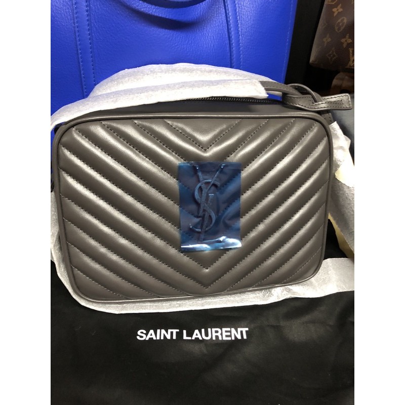 (ขายแล้วค่า🫶🏻) พร้อมส่ง!! New YSL LOU Camera Bag