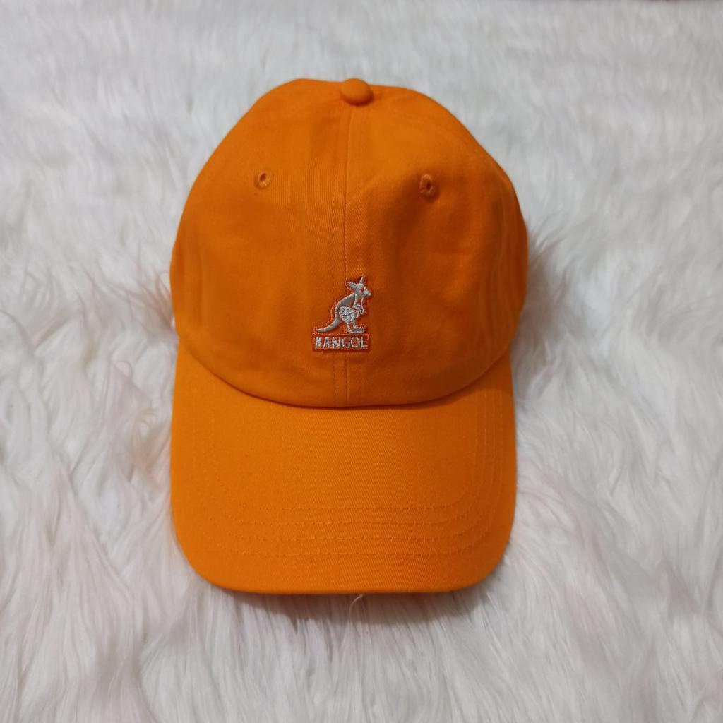 C-062 หมวก Kangol สีส้ม