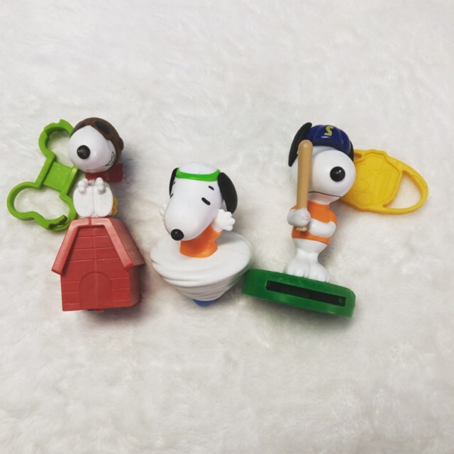 ลูกข่าง snooppy ของสมนาคุณจาก macdonald