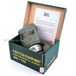 Limited Edition! นวมชกมวย Fairtex ลาย F-Day / Fairtex BGV11 "F Day" Limited Edition Gloves