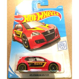 รถเหล็ก Hotwheels VW Golf momo