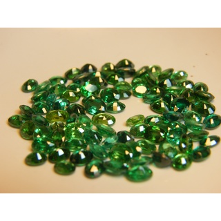 CZ คิวบิกเซอร์โคเนีย เพชรรัสเซีย Cubic Zirconia รูปไข่ EMERALD GREEN AMERICAN  diamond stone OVAL  SHAPE 8X6 MM