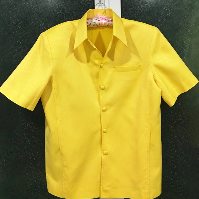 เสื้อผ้าฝ้ายผู้ชาย ผ้าไทยสีเหลือง