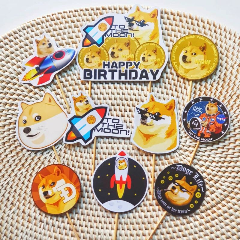 Doge To The Moon Crypto Birthday Cake Topper 1 ชุด มี 10 ชิ้น