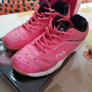 fila พื้นยาง Size us5 ❤ 24 cm