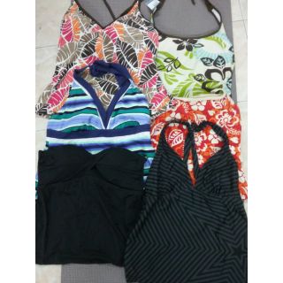 เสื้อว่ายน้ำรวมไซส