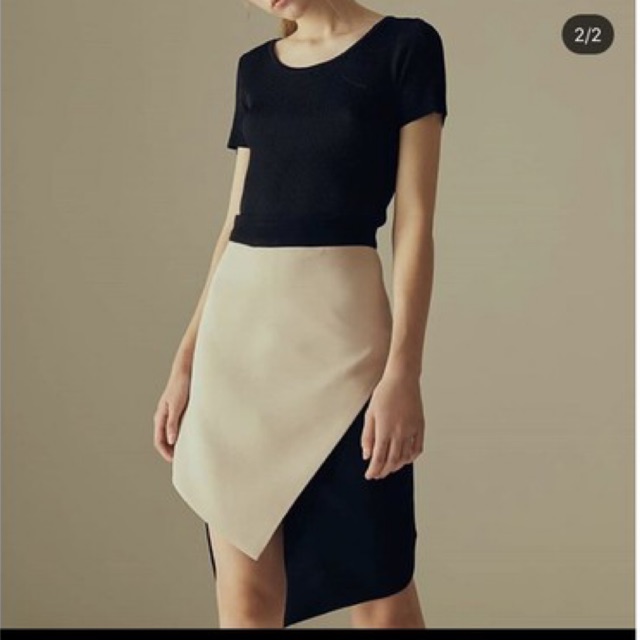 Twotwice 22skirt Size S ♥️New with tag♥️ Price 1,300 THB (from 1,590)📌📌