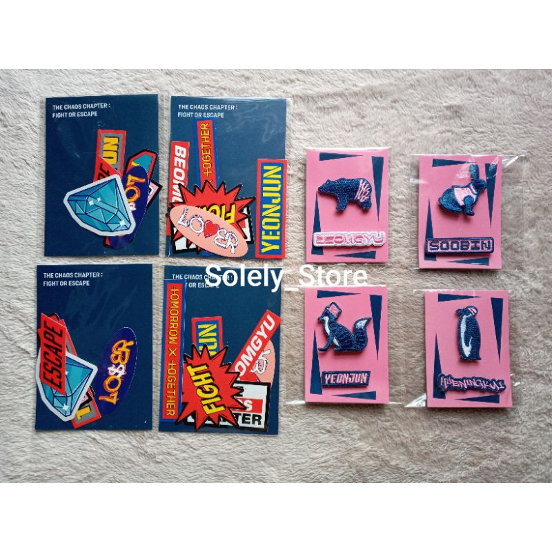 [พร้อมส่ง] TXT Flight and Escape  special gifts เข็มกลัดและสติกเกอร์ของแท้จาก weverse