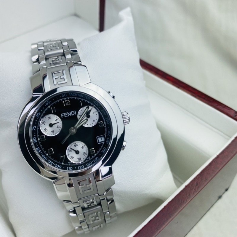 นาฬิกาเฟนดิ Used like new Fendi watch  chronograph lady 34 mm