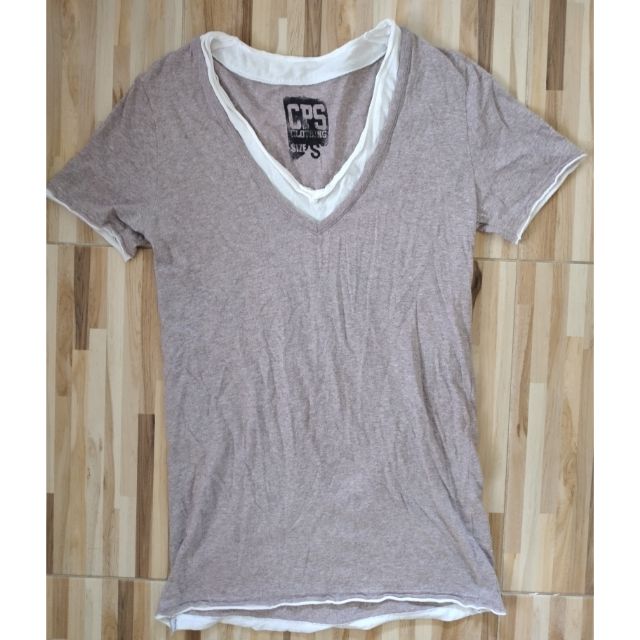 เสื้อยืดคอวี Cps ไซด์ s
