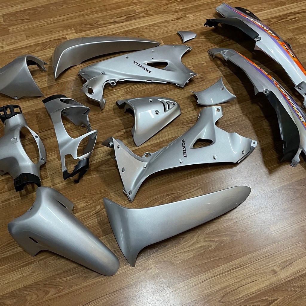 ชุดสี Wave 125 S หัวเถิก รูกลม 13 ชิ้น สีเทาล้วน(ท้ายตัดดำด้าน) ติดลายปี2002เทา ราคา ถูกที่สุด ดีลบีเคเค แกลเลอรีภาพที่ 2
