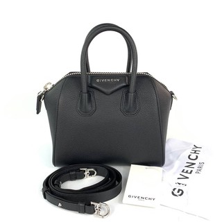 koy888_lv กระเป๋าNew Givenchy mini Antigona red 
Size 22x20x13 cm.