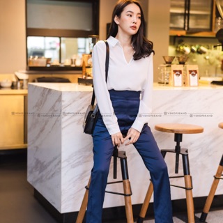 Set เชิ้ต+ขายาว เสื้อเชิ้ตคอวี ผ้าเนื้อดีมาก แมทช์คู่กับกางเกงขายาว Brand : VSHOPBRAND  Code : 3597