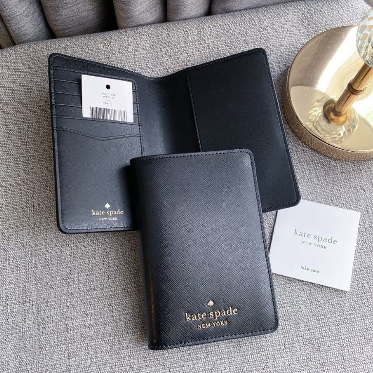 ไส่พาสปอร์ต สีดำ CK577 WLR00142 kate spade staci passport holder black