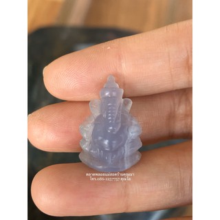 พระพิฆเนศ แกะสลักจาก พลอย (Blue Lace Agate) สีธรรมชาติ ขนาดหน้าตัก 1.5เซนติเมตร สูง2เซนติเมตร