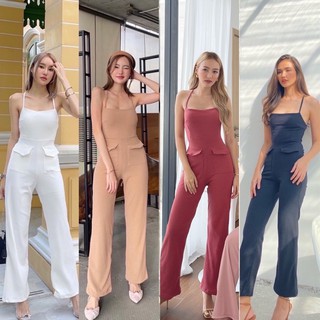 จั๊มสูทขายาวผ้าร่อง โชว์หลัง กระเป๋าหน้า สายฝอเก๋มาก Emilia Pocket Jumpsuit