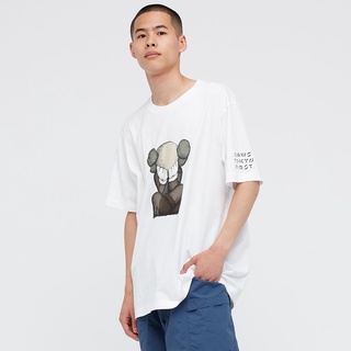 Uniqlo เสื้อยืดคอกลมแขนสั้นพิมพ์ลาย Kaws สําหรับผู้ชาย / ผู้หญิง 446311 / 446312