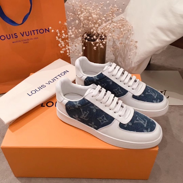 🧡ส่งฟรี รองเท้าผ้าใบ Louis 4แบบ งานTop vip or PK งานเทพเทียบแท้ งานดีสุดในตอนนี้