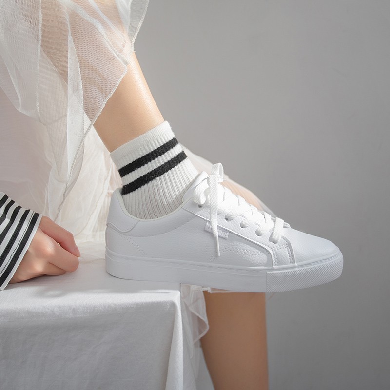 บูติก P34 | BEIER รองเท้าผ้าใบหนังนิ่มสีขาว แบบน่ารัก คุณภาพดี สินค้าพร้อมส่ง