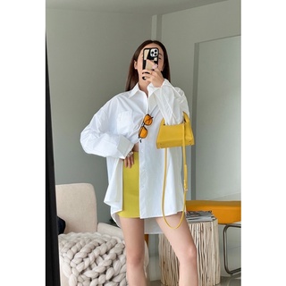NEW ARRIVALS🇰🇷 basic oversized shirt (380฿)
