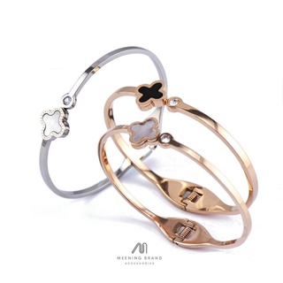 กำไลข้อมือ LUCKY CLOVER BANGLE WHITE&amp;BLACK [09-0001-0002-0003]