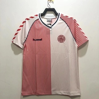 เสื้อกีฬาแขนสั้น ลายทีมชาติฟุตบอล Denmark Away 86 ชุดเยือน คุณภาพสูง AAA