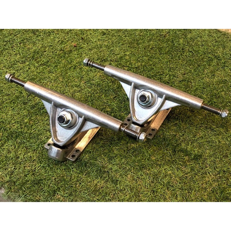 Truck  สำหรับ skateboard longboard surfskate