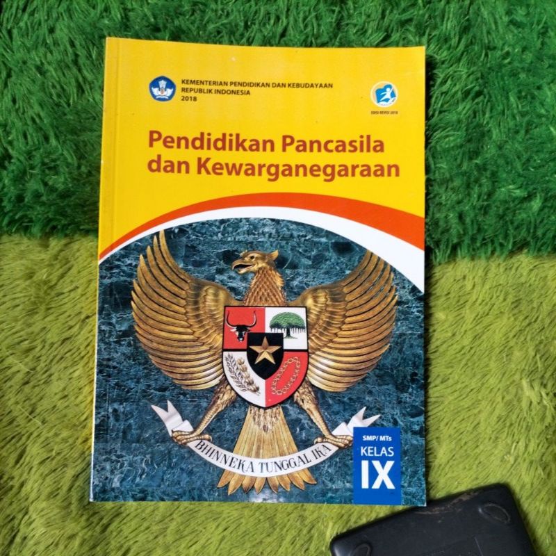 ORIGINAL PANCASILA และ CITIZENSHIP EDUCATION BOOK GRADE 9 SMP
