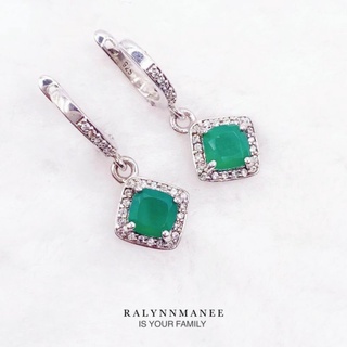 L6425 ต่างหูพลอยโมราแท้ ( Chrysoprase ) แบบอิงลิชล็อค ตัวเรือนเงินแท้ 925 ชุบทองคำขาว