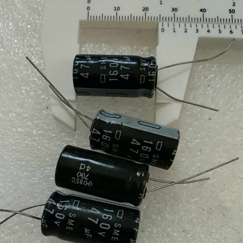 ELCO 47 UF 160V*****