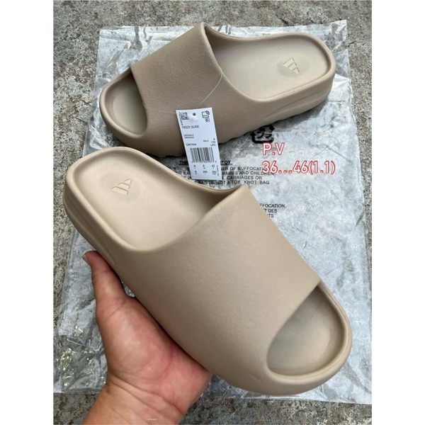 !!!!ลดราคาจาก699_519บาท!!!รองเท้าแตะยี่สี่สลิดงาน1.1(yzy slide งาน1.1)มีเบอร็ 36….45หญิงและชาย(ฟรีกล่อง)พร้อมส่ง