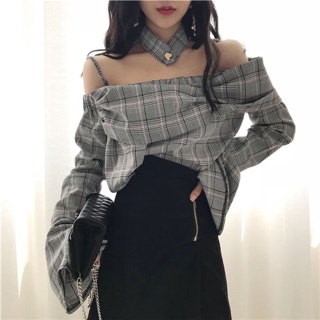 เสื้อสายเดี่ยวปาดไหล่ (สอบถามก่อนสั่งซื้อสินค้า)